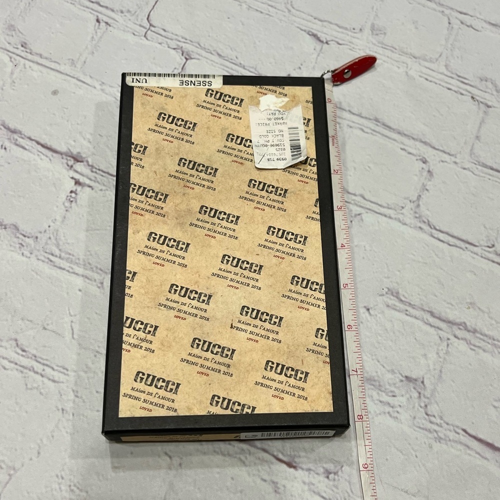 Gucci Black Decorative Box for an iPhone 8 Plus phone case - Picture 4 of 6